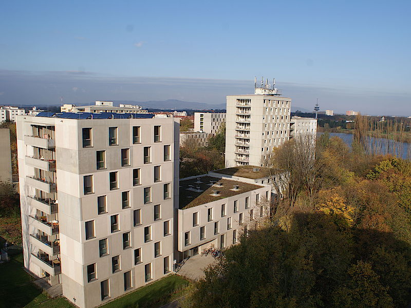 Ausblick von oben auf den Wohnheimblöcke